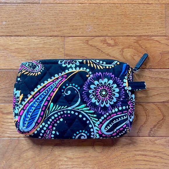 Vera Bradley Bag - Picture 1 of 3